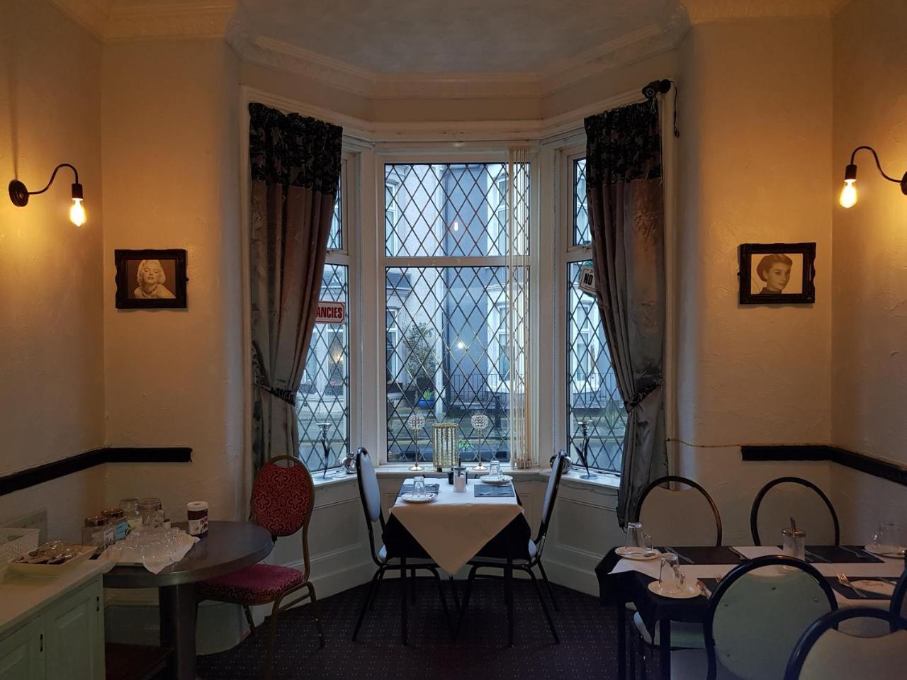 Mayfair Hotel Blackpool Extérieur photo